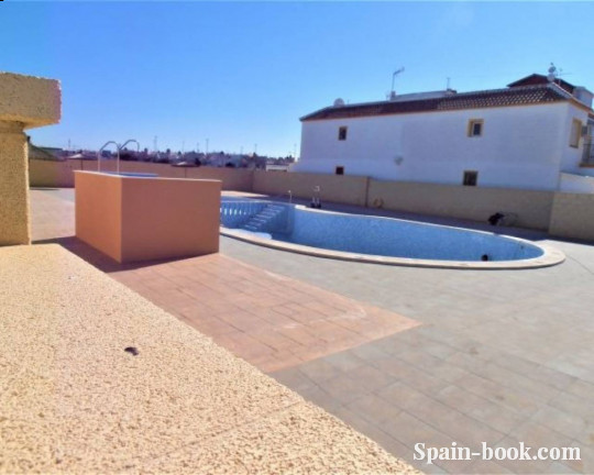 Бунгало Бунгало с солярием в пригороде Торревьехи, Коста Бланка, Торревьеха