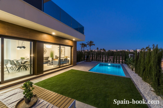 Виллы Новые виллы на второй линии Гольфа Roda Golf в 3км до пляжа Mar Menor / Мурсия, Коста Бланка, Сан Хавьер