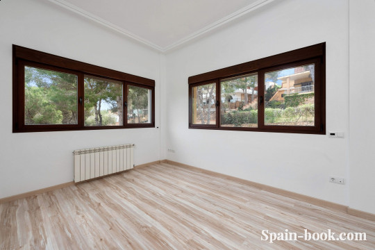 Виллы Стильная вилла рядом с пляжем в Кампоамор / Ориуэла Коста, Коста Бланка, Кампоамор