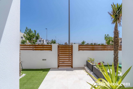 Виллы Современные виллы рядом с пляжем в Пилар де ла Орадада, Аликанте, Коста Бланка, Пилар де ла Орадада