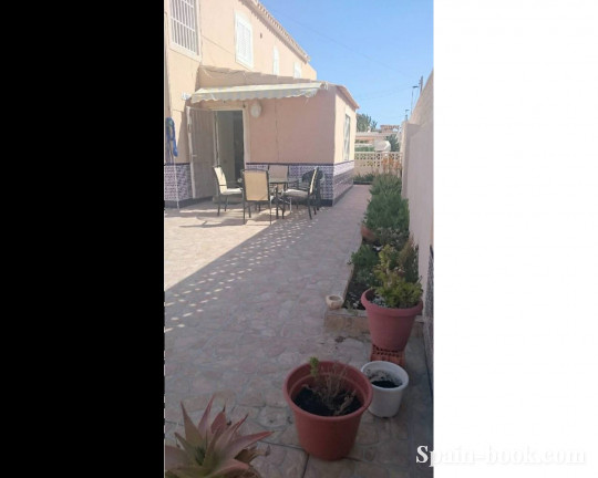 Бунгало Бунгало с двориком в 20м до пляжа Ла Маты, Торревьеха, Коста Бланка, Торревьеха