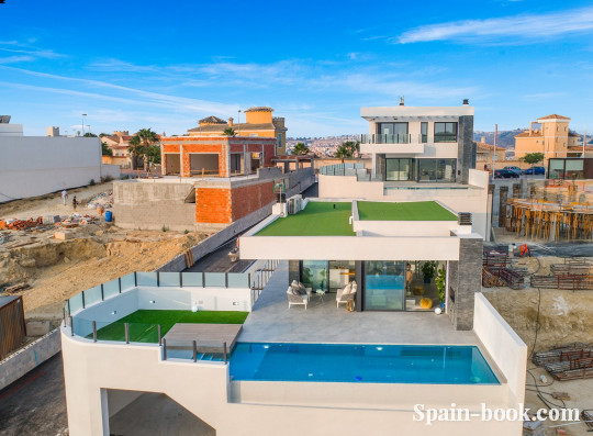 Виллы Современные виллы с видом на море,в коттеджном поселке Сиудад Кесада, Коста Бланка, Сиудад Кесада