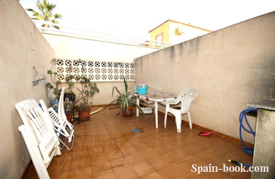 Таунха́ус Таунхаус с видом на коммунальный бассейн в Кабо Роиг / Ориуэла Коста, Коста Бланка, Кабо Роиг