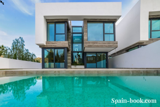 Виллы Современные вилла в курортном городе Альбир в пригорде Бенидорма, Коста Бланка, Бенидорм