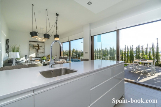 Виллы Новые виллы на второй линии Гольфа Roda Golf в 3км до пляжа Mar Menor / Мурсия, Коста Бланка, Сан Хавьер