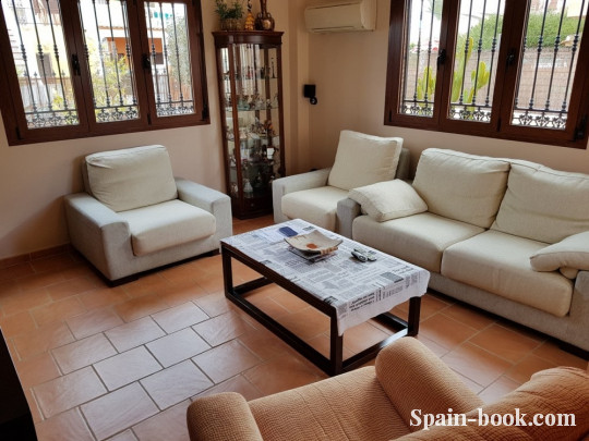 Виллы Большая вилла в 5-ти минутах до центра Торревьехи, Коста Бланка, Торревьеха