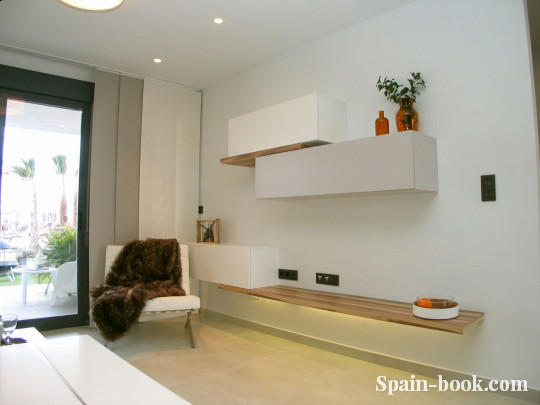 Бунгало Новые современные бунгало с солярием, Коста Бланка, Гуардамар дель Сегура