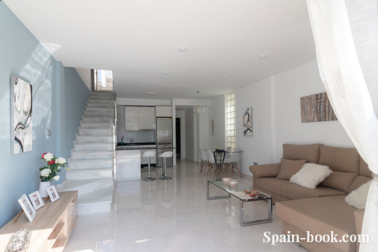 Виллы Современные смежные виллы рядом с пляжем в Los Alcázeres / Мурсия, Коста Бланка, Лос Алькасарес