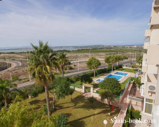 Бунгало Бунгало на втором этаже в спокойном район Торревьехи, Торребланка, Коста Бланка, Торревьеха