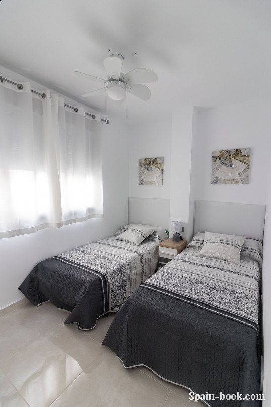 Виллы Современные смежные виллы рядом с пляжем в Los Alcázeres / Мурсия, Коста Бланка, Лос Алькасарес