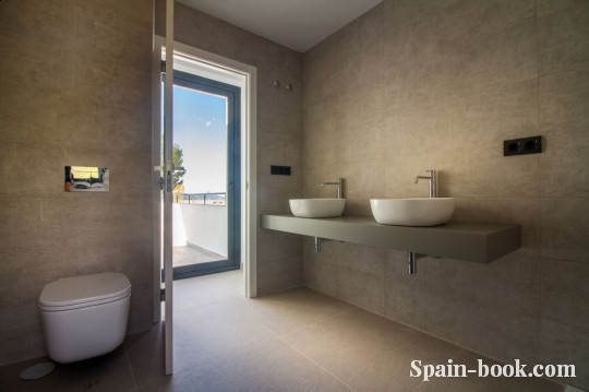 Виллы Шикарная вилла в популярном курорте Альтеа, Коста Бланка, Алтея