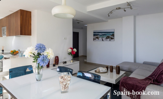 Виллы Современный комплекс вилл в курортном городе La Nucia,что в пригороде Бенидорма, Коста Бланка, Ла Нусия