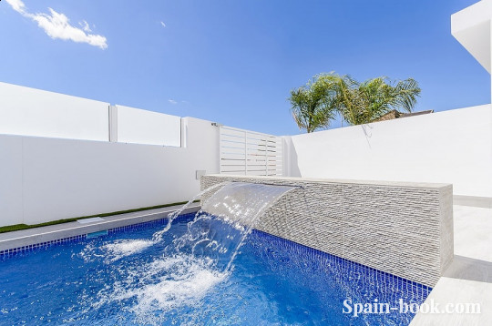 Виллы Новый комплекс виллы в пригороде Торревьехи / Лос Монтесинос, Коста Бланка, Лос Монтесинос