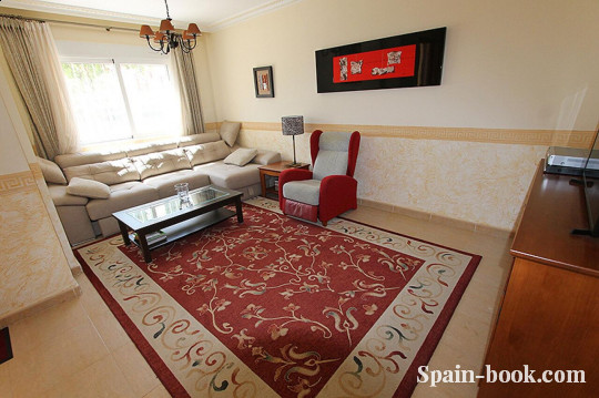 Таунха́ус Уютный таунхаус в популярном районе Торревьехи / Пунта Прима, Коста Бланка, Пунта Прима