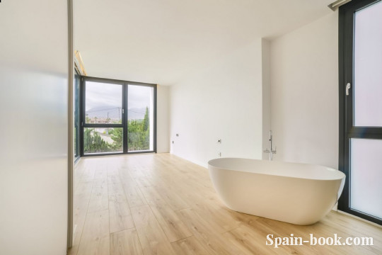 Виллы Современные вилла в курортном городе Альбир в пригорде Бенидорма, Коста Бланка, Бенидорм