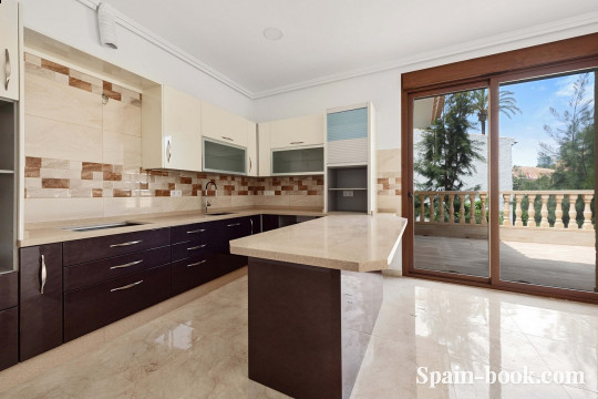 Виллы Стильная вилла рядом с пляжем в Кампоамор / Ориуэла Коста, Коста Бланка, Кампоамор