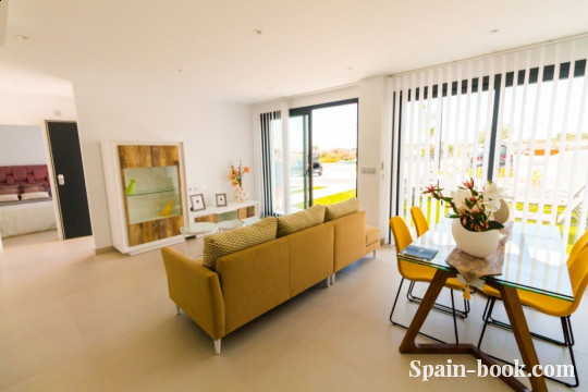 Виллы Новые виллы рядом с гольфом Lo Romero Golf и пляжем в Pilar de la Horadada, Коста Бланка, Пилар де ла Орадада