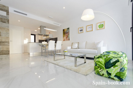 Таунха́ус Новый резиденциальный комплекс рядом с гольфом Вийямартин, Ориуэла Коста, Коста Бланка, Вийямартин