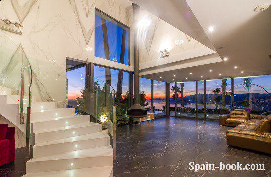 Виллы Вилла класса ЛЮКС с панорамным видом на город Бенидорм, Коста Бланка, Бенидорм