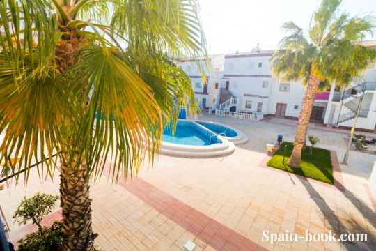 Апартаменты Апартаменты с видом на коммунальный бассейн комплекса в Пунта Прима / Торревьеха, Коста Бланка, Пунта Прима