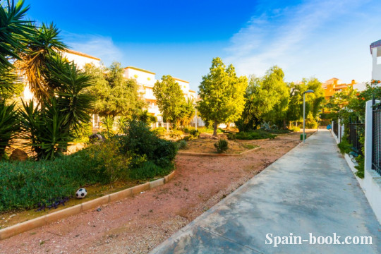 Апартаменты Апартаменты с видом на коммунальный бассейн комплекса в Пунта Прима / Торревьеха, Коста Бланка, Пунта Прима