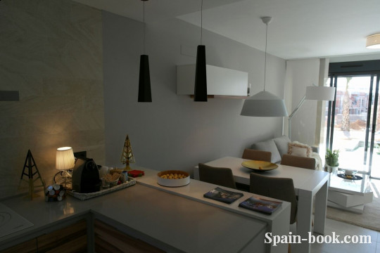 Бунгало Новые современные бунгало с солярием, Коста Бланка, Гуардамар дель Сегура