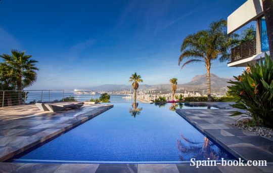 Виллы Вилла класса ЛЮКС с панорамным видом на город Бенидорм, Коста Бланка, Бенидорм