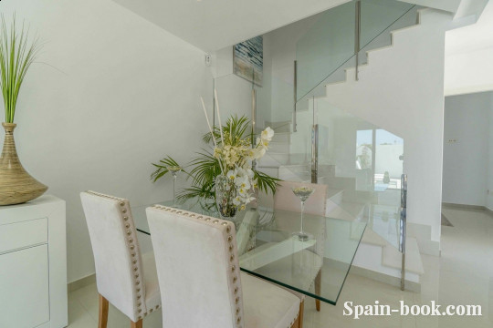 Виллы Современные виллы рядом с пляжем в Пилар де ла Орадада, Аликанте, Коста Бланка, Пилар де ла Орадада