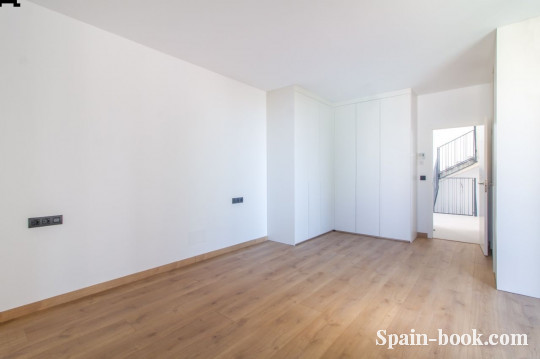 Виллы Шикарная вилла в популярном курорте Альтеа, Коста Бланка, Алтея