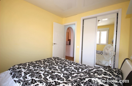 Бунгало Бунгало с солярием в спальном районе Торревьехи, Коста Бланка, Торревьеха