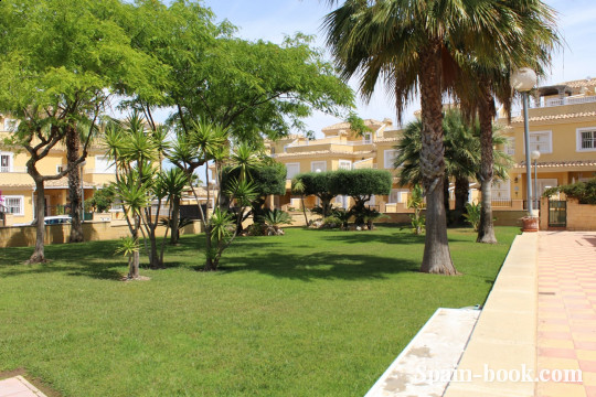 Таунха́ус Таунхаус в популярном районе Торревьехи / Пунта Прима, Коста Бланка, Пунта Прима