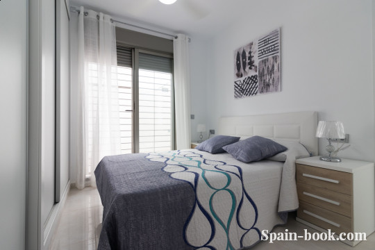 Виллы Современные смежные виллы рядом с пляжем в Los Alcázeres / Мурсия, Коста Бланка, Лос Алькасарес