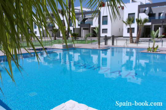 Бунгало Новые современные бунгало с солярием, Коста Бланка, Гуардамар дель Сегура