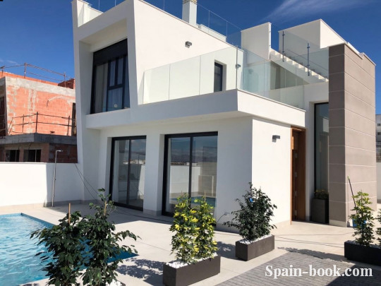 Виллы Новые виллы в пригороде Торревьехи, Бенихофар, Коста Бланка, Бенихофар