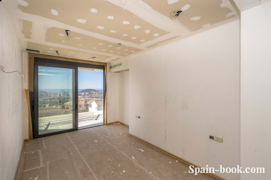 Виллы Современные виллы с панорамным видом на море и курортный город Бенидорм, Коста Бланка, Бенидорм