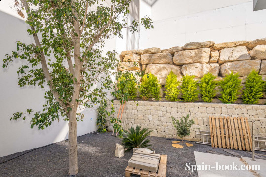 Виллы Современные виллы с панорамным видом на море и курортный город Бенидорм, Коста Бланка, Бенидорм