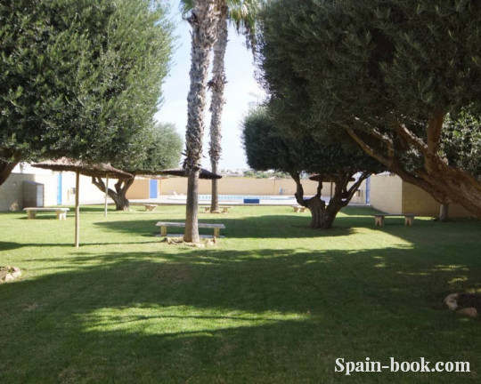 Бунгало Бунгало с солярием в пригороде Торревьехи, Коста Бланка, Торревьеха