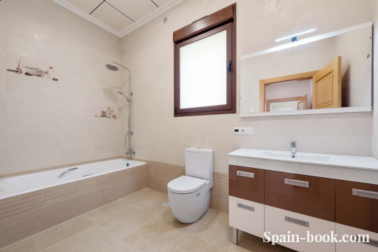 Виллы Стильная вилла рядом с пляжем в Кампоамор / Ориуэла Коста, Коста Бланка, Кампоамор