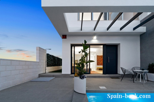 Виллы Новые смежные виллы рядом с гольф-полями в Вийямартин, Ориуэла Коста, Коста Бланка, Вийямартин