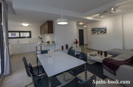 Виллы Современный комплекс вилл в курортном городе La Nucia,что в пригороде Бенидорма, Коста Бланка, Ла Нусия