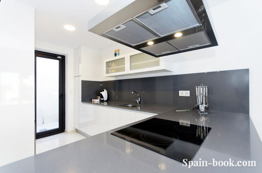 Таунха́ус Новый резиденциальный комплекс рядом с гольфом Вийямартин, Ориуэла Коста, Коста Бланка, Вийямартин