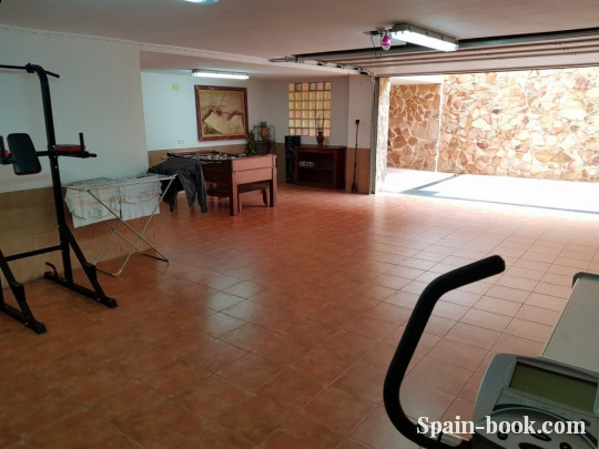 Виллы Большая вилла в 5-ти минутах до центра Торревьехи, Коста Бланка, Торревьеха