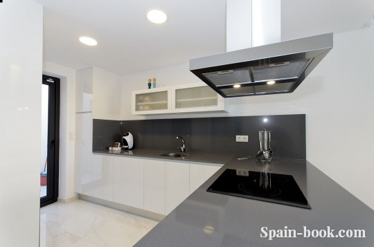 Таунха́ус Новый резиденциальный комплекс рядом с гольфом Вийямартин, Ориуэла Коста, Коста Бланка, Вийямартин