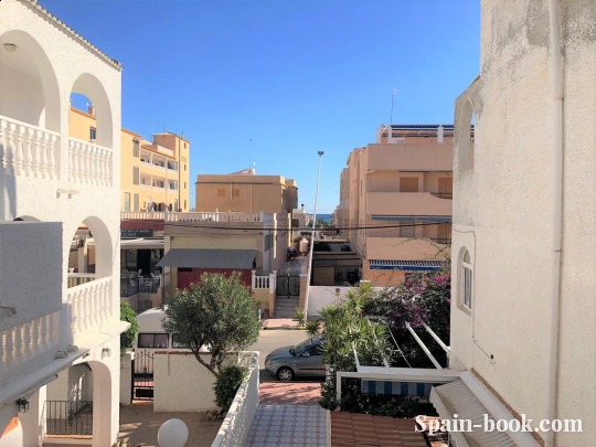 Бунгало Бунгало на втором этаже в 100м до пляжа Ла Маты, Торревьеха, Коста Бланка, Ла Мата