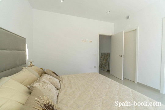 Виллы Современные виллы рядом с пляжем в Пилар де ла Орадада, Аликанте, Коста Бланка, Пилар де ла Орадада