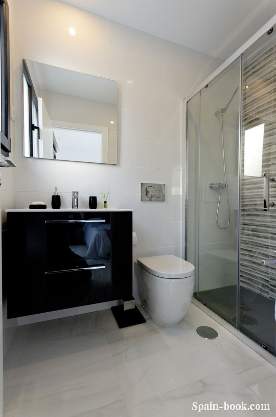 Таунха́ус Новый резиденциальный комплекс рядом с гольфом Вийямартин, Ориуэла Коста, Коста Бланка, Вийямартин