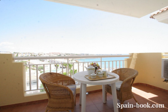 Апартаменты Апартаменты с видом на море,рядом с пляжем в Кампоамор / Ориуэла Коста, Коста Бланка, Кампоамор