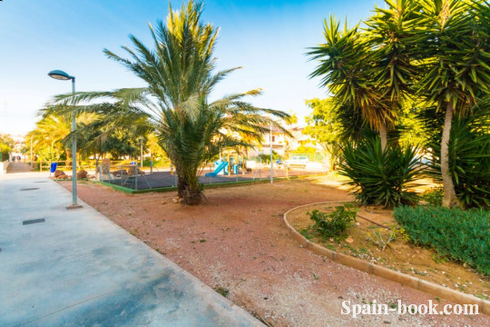 Апартаменты Апартаменты с видом на коммунальный бассейн комплекса в Пунта Прима / Торревьеха, Коста Бланка, Пунта Прима