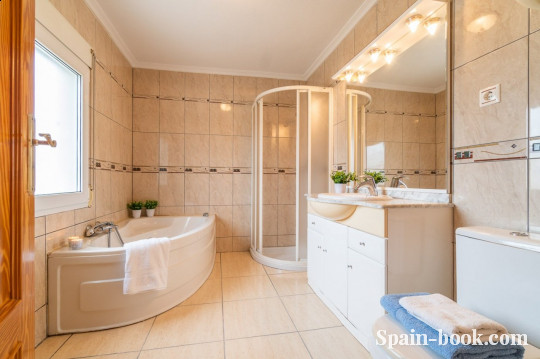 Дом Отдельный домик в La Florida / Ориуэла Коста, Коста Бланка, Ла Флорида